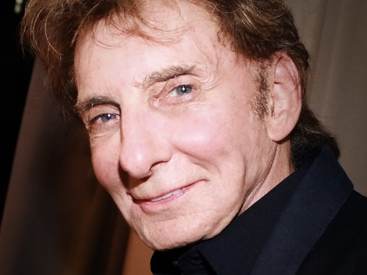 Is Barry Manilow Dying? Legend Posts Smiling Selfie From Hospital Bed After Cancer Op