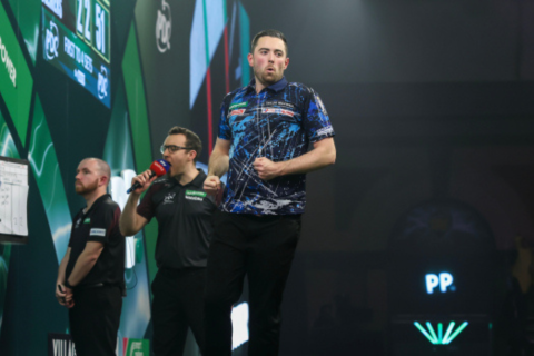 Luke Humphries at the PDC World Championship