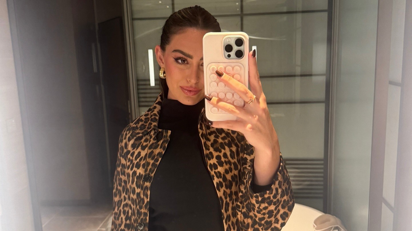 10 Photos of Samantha Leonard: Zach Bryan Marries New Wife in Secret Ceremony in Spain