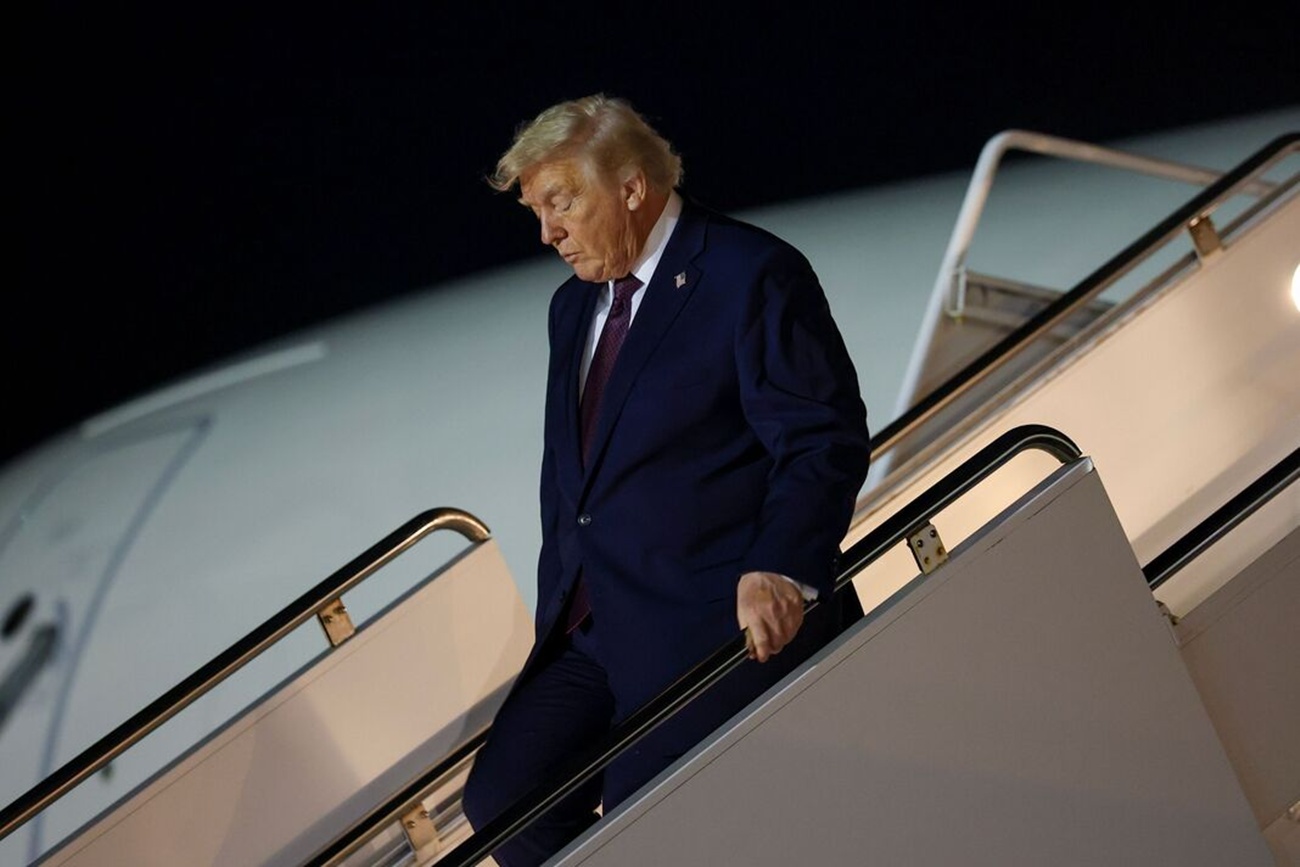 Donald Trump Addresses 'Dementia' Speculation Over His 'Zigzag' Walk, Wants To Avoid Biden-Style Fall