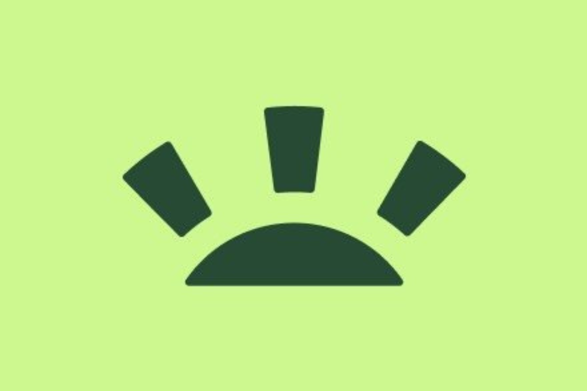 GoFundMe Ignores Rules Hosting ICE Agent Fundraiser After Killing