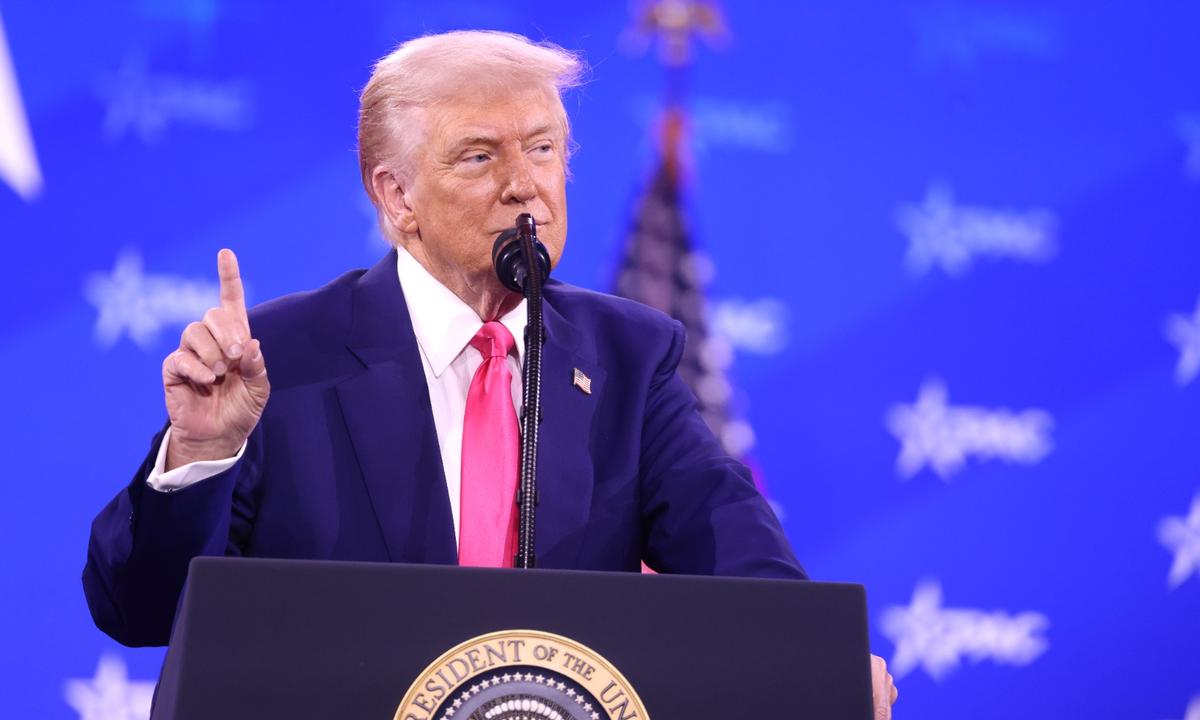 'Petty' Trump Declares He's Done Thinking About Peace After Norway Withheld Nobel Prize Award