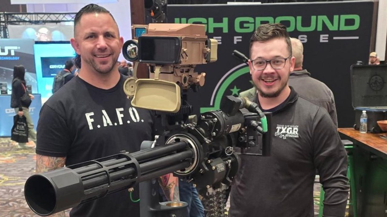 Kyle Rittenhouse's Minneapolis Machine Gun Post Sparks Furious National ...