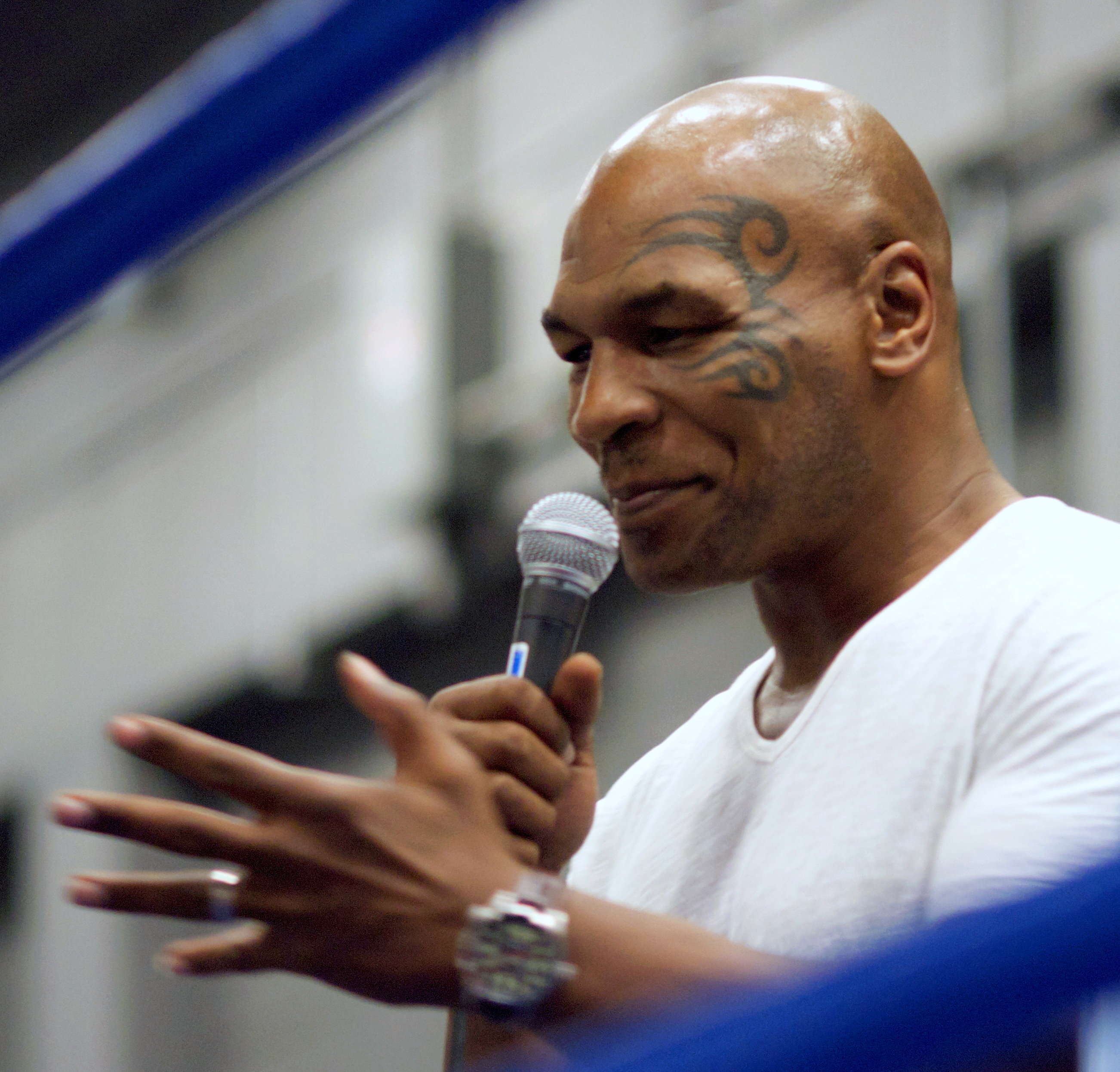 How Much Will Mike Tyson, Floyd Mayweather Make in Their 'Unofficial' Match in Africa in April?