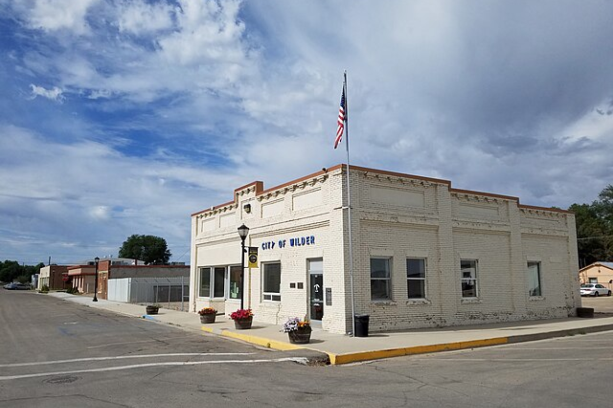 Pro-Trump Idaho town 'nearly destroyed' as ICE raid leaves farms without workers