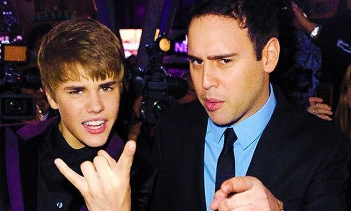 Justin Bieber's Fan Page Runner Reveals DMs Showing Scooter Braun Dictated Her Every Post About Singer