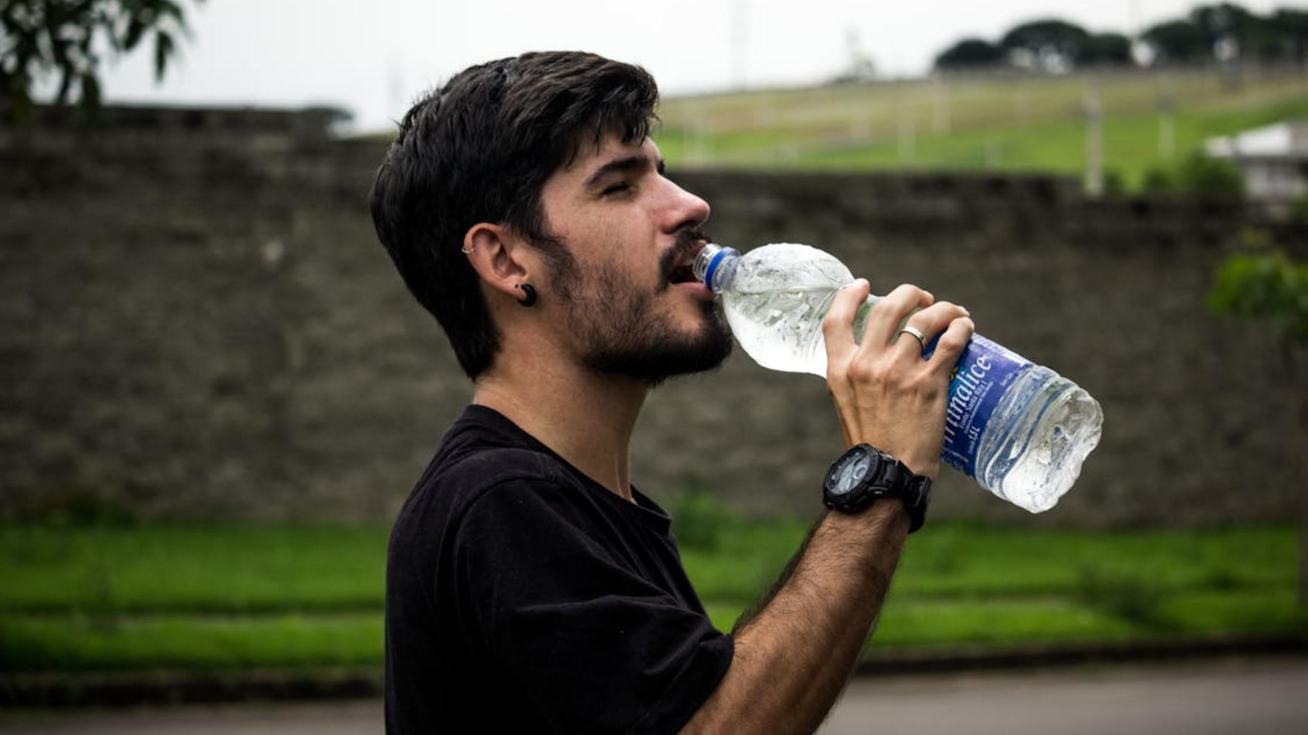 When Does Ramadan 2026 Start? Fasting Rules Explained as Millions Wonder If Drinking Water Breaks Abstinence