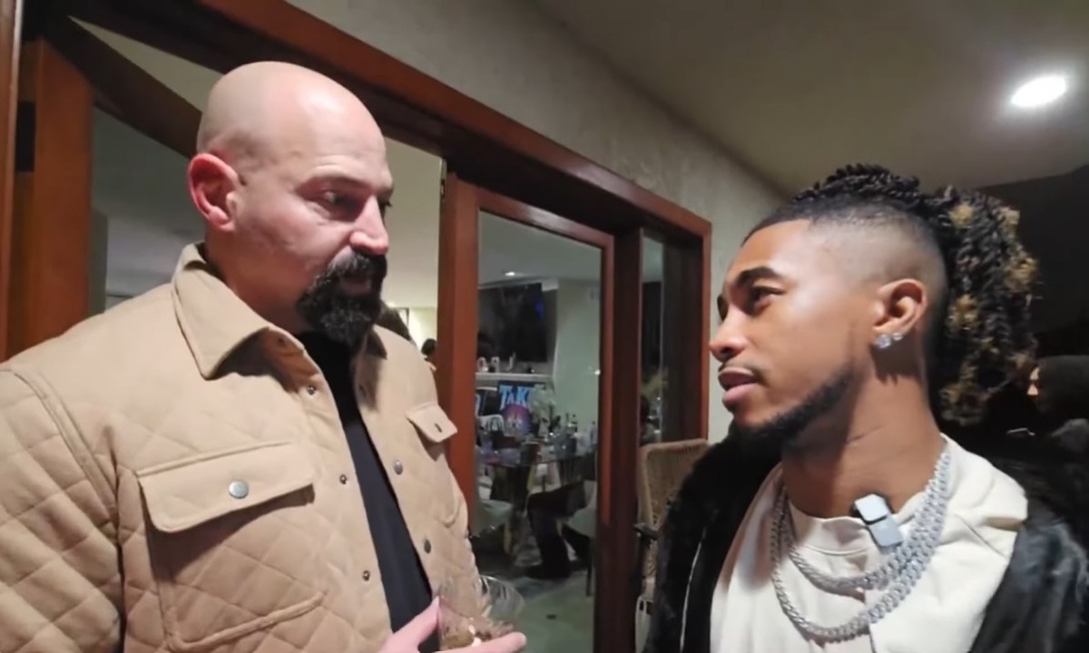 Who Is Tiki Ghosn? The Ex-UFC Fighter Ending ‘Deen the Great’ After YouTuber Threatened to Slap Him   www.ibtimes.co.uk