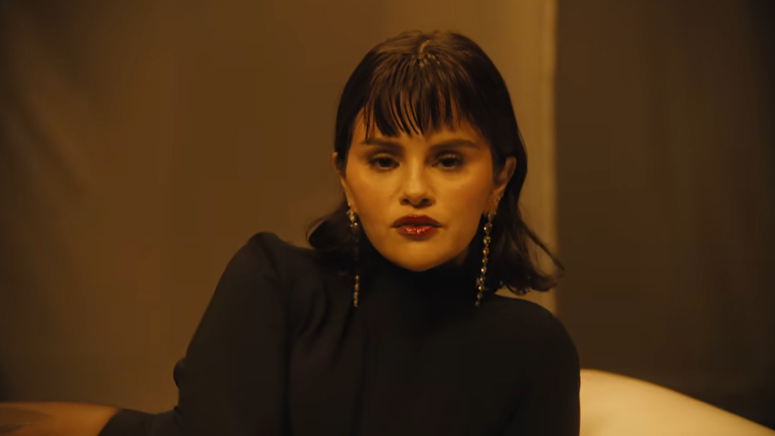 Epstein Files' 'Diecided on Selena Gomez' Fuels Clone Theory, Real Singer Allegedly Replaced by Geena Davis