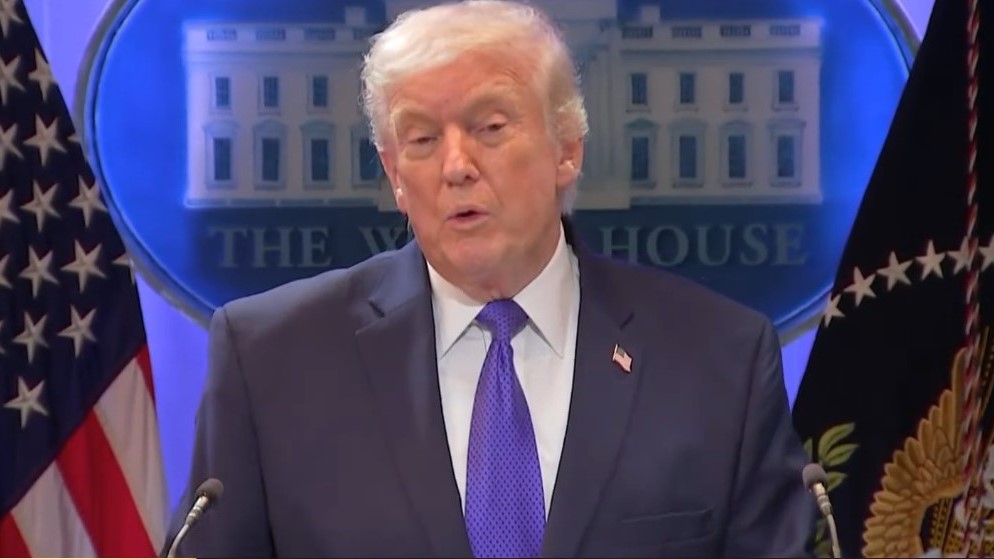Trump Humiliated After Woman's Hockey Team Snubbed State of Union Invite