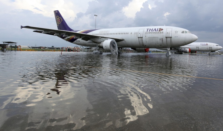 Thailand Floods: A Third of the Country Under Water; $30 Bn Loss to Economy (PHOTOS)