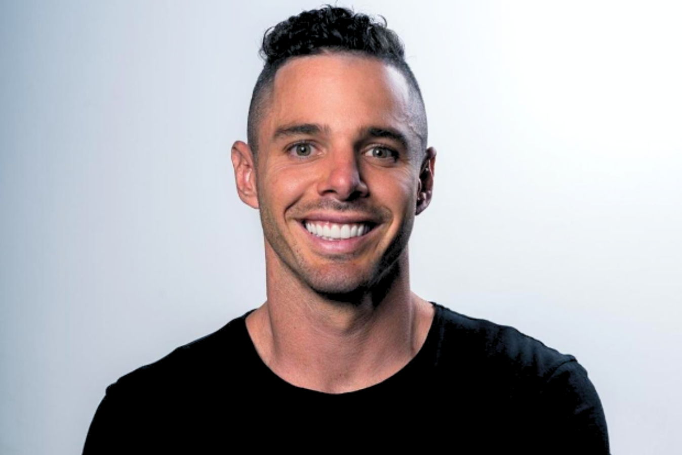 How Jared Esguerra, FinTech Visionary, Pioneers Embedded Finance Revolutions