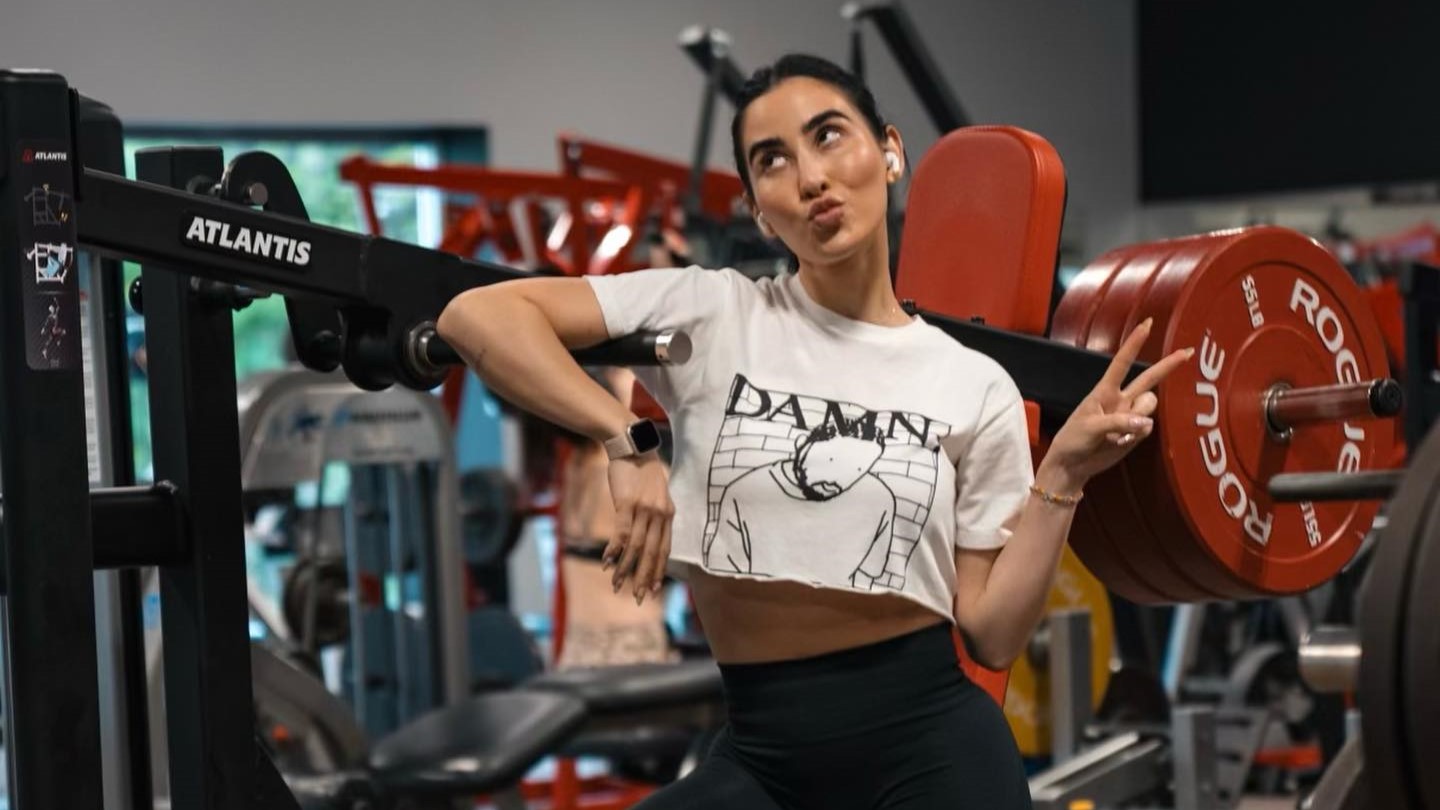 Stephanie Buttermore Net Worth, Career: YouTuber's Income Dips In the Last Year Amid Digital Hiatus