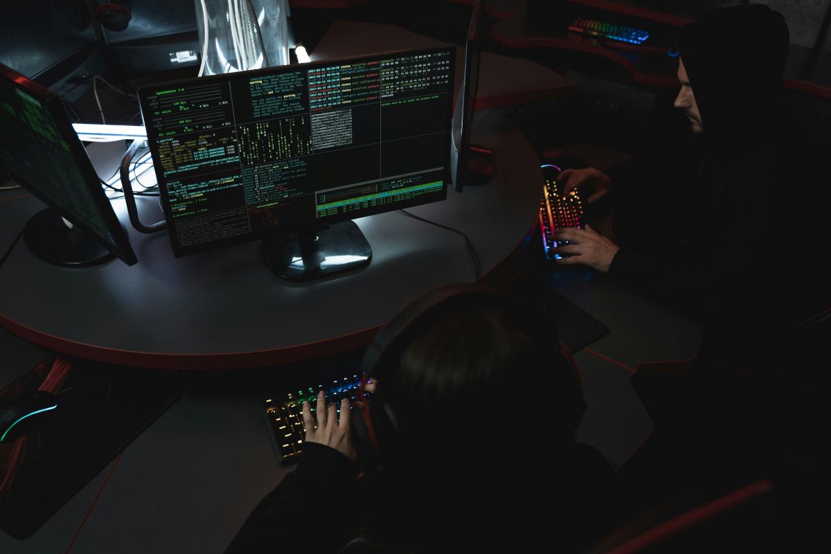 ストライカーのサイバー攻撃により、イラン関連のハッカーが1億5,000万人の患者にサービスを提供する医療技術会社を標的とし、保健業界に警戒を呼びかける