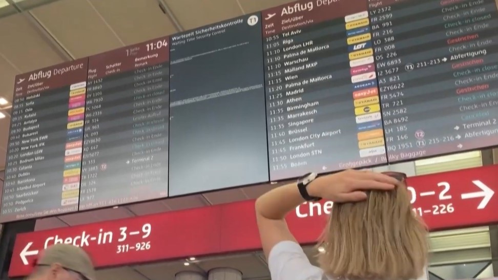 TSA Sick Calls Surge Amid Government Shutdown, Putting US Airports at Risk of Closure