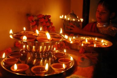 Festive Season Across the World: Halloween in the U.S. and Diwali 2011, Festival of Lights in India [Breathtaking Diwali PHOTOS]