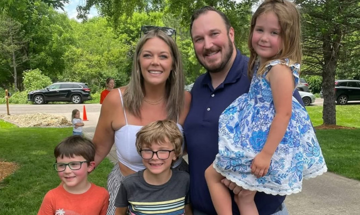Jessi Pierce With Her Husband and Children
