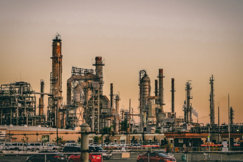 Oil Refinery
