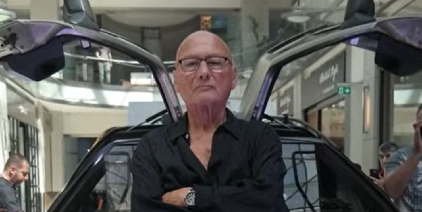 5 Photos of ‘Back to the Future’ Star James Tolkan as Actor’s Friends Mourn His Passing at 94   www.ibtimes.co.uk