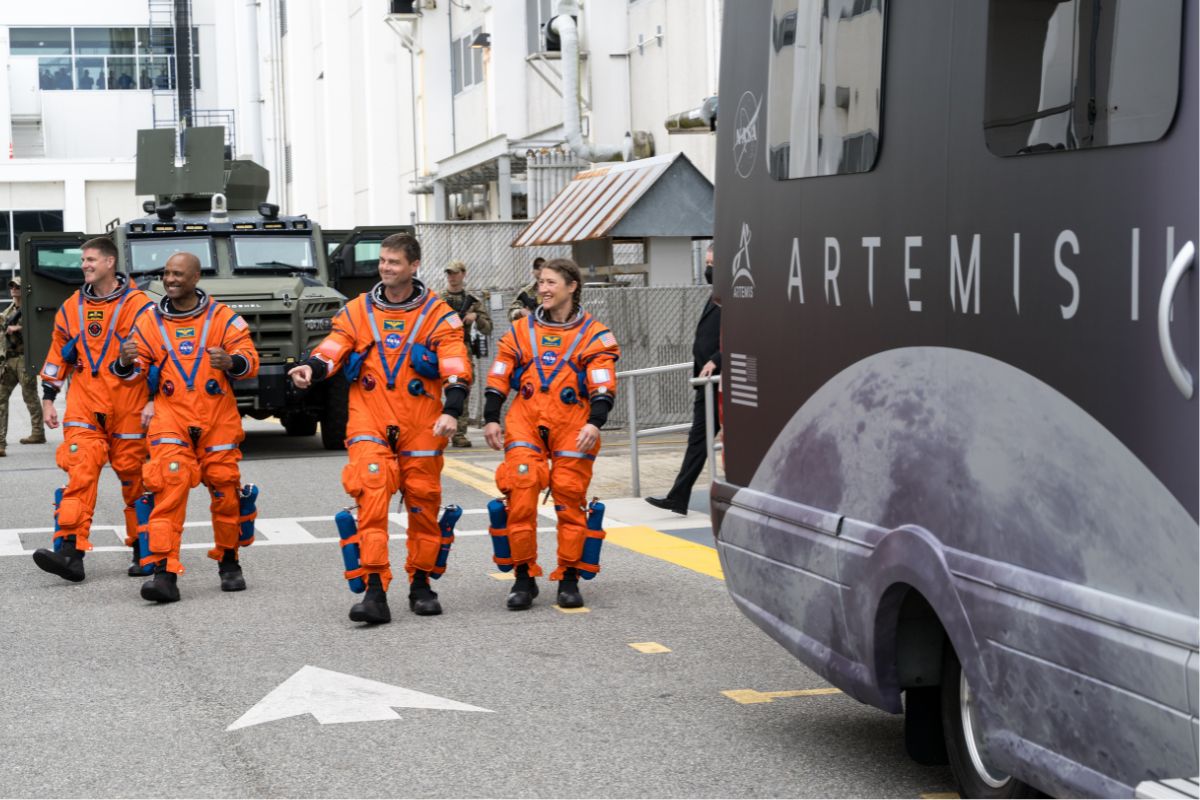 How Long Does it Take To Get To The Moon? Artemis 2 Launch Updates For ...