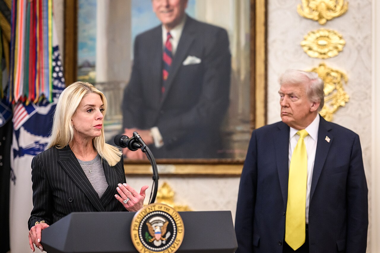 5 Photos of Pam Bondi and Donald Trump: Fired Attorney General Breaks Silence Following Brutal 'Axe'