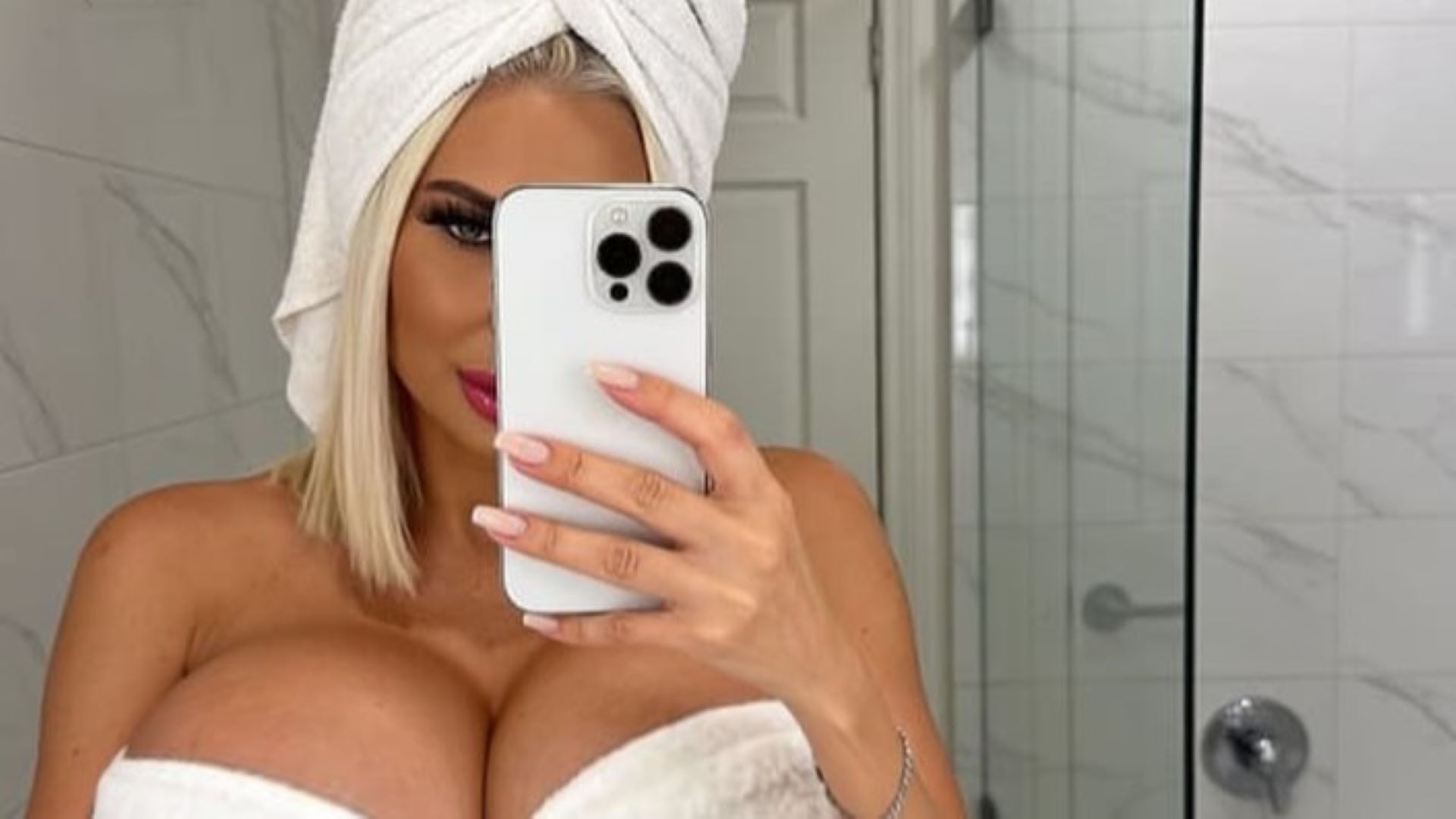 10 Photos of Nicole Raccagno: Kristi Noem's Husband Bryon Allegedly Funded 'Bimbo Bride's' Lavish Lifestyle