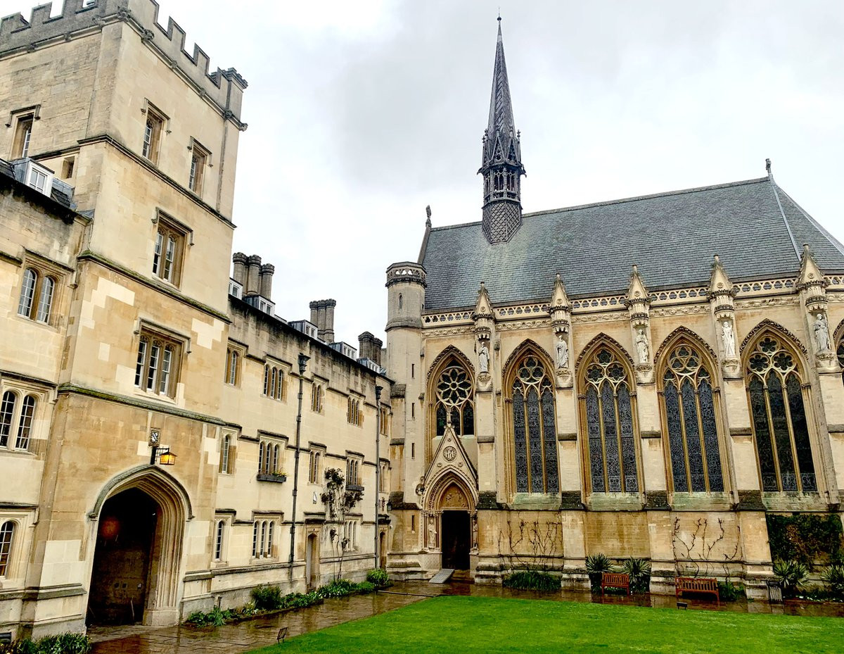 'The Theatre of Employability': UK Universities Warned Their Job Promises Have Lost All Credibility