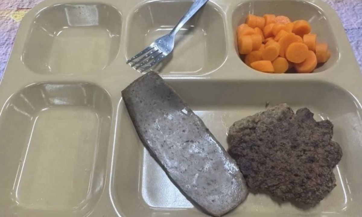 US Navy Breaks Silence on Sailors' Poor Meals Crisis Near Iran — Full Update