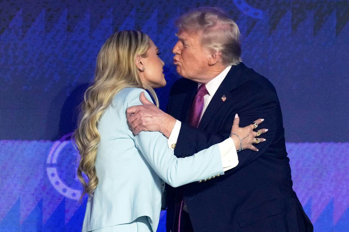 'Creepy Uncle Vibes': Donald Trump's Kiss For Erika Kirk At Arizona Church Sparks Outrage
