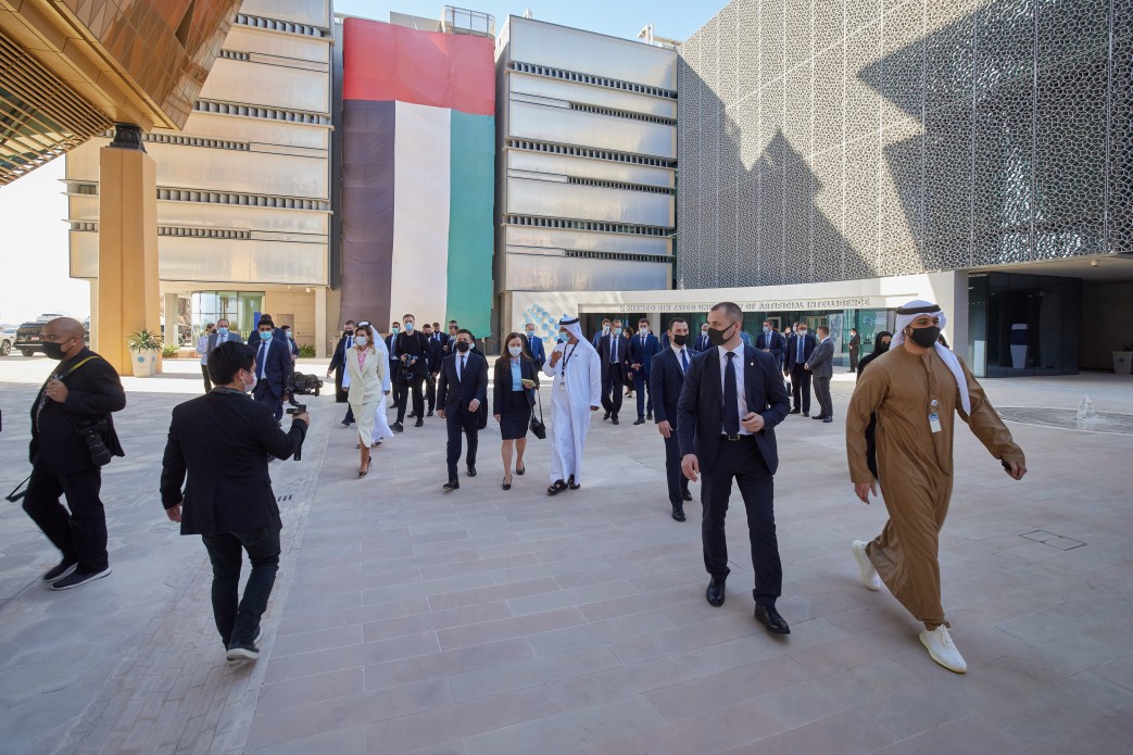 UAE Blames Trump for Escalating Iran Conflict, Threatens Switch to Chinese Yuan Amid Potential Dollar Shortages