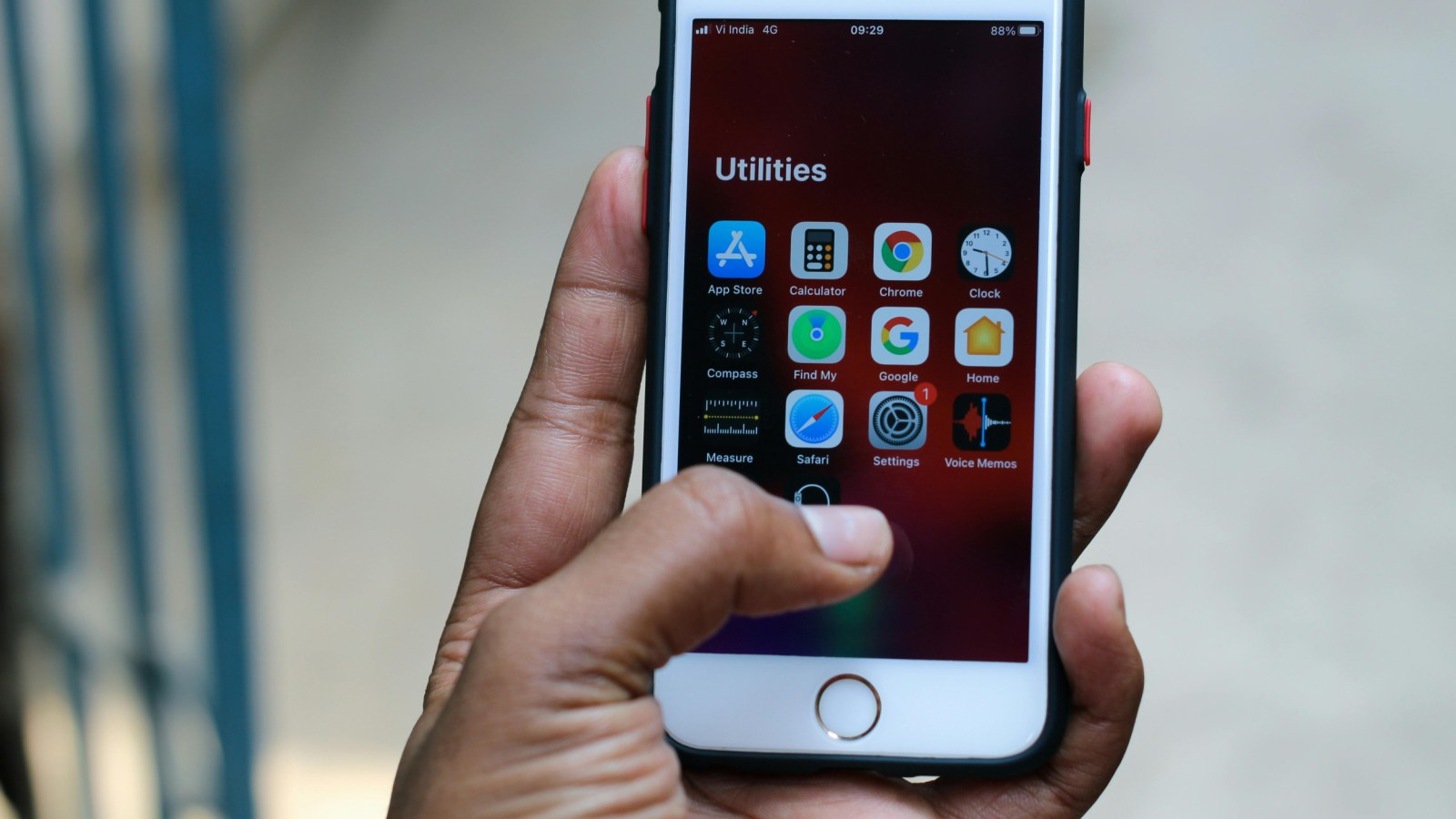 iOS 27 Update: Apple to End iPhone Home Screen Chaos With New 'Undo' Button