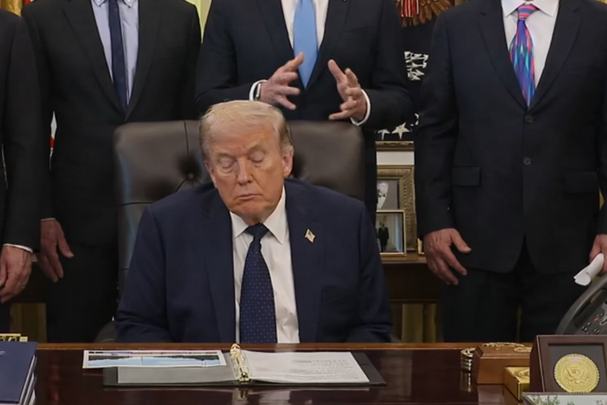 Trump Appears to Doze Off During Live Oval Office Event as Video of Him Mocking 'Sleepy Joe' Biden Resurfaces