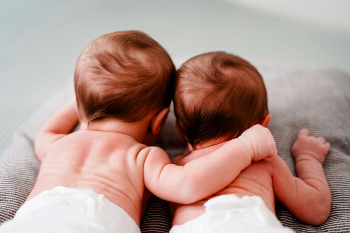 UK Twins Discover They Share Same Mother, Birthday and Womb But Different Fathers