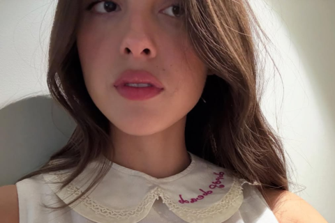 Olivia Rodrigo football fan forum
