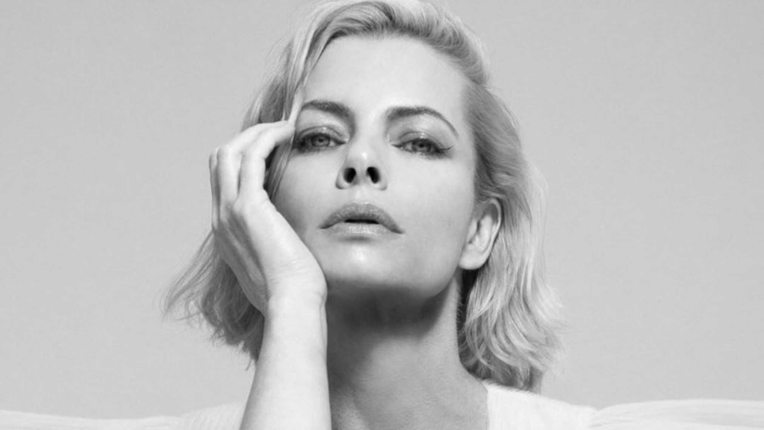 10 Photos of Jaime Pressly, 48, Who Just Joined OnlyFans After Years Of Always 'Sitting On The Sidelines'
