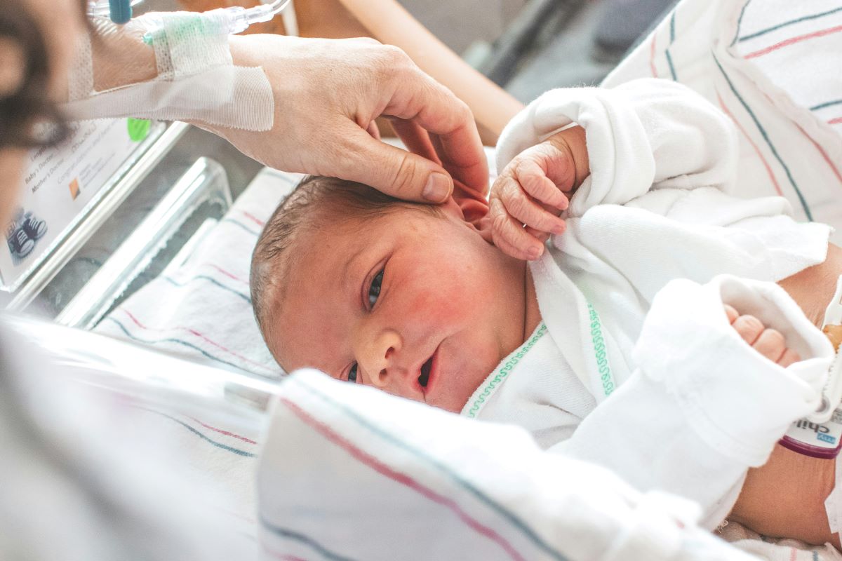 What Is Vitamin K Shot? Online Debate Erupts Comparing Botox Use to Refusing Newborn Injection Preventing Deadly Bleeding