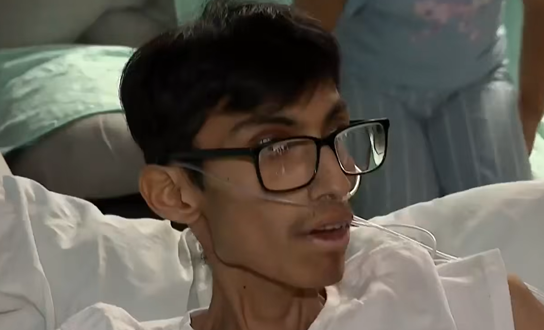 Teen Dies from Stage 4 Cancer Just One Day After Reuniting With His Parents Who Were Detained by ICE