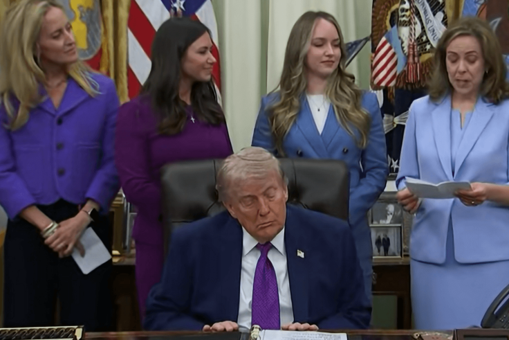 Trump sleeping vs blinking