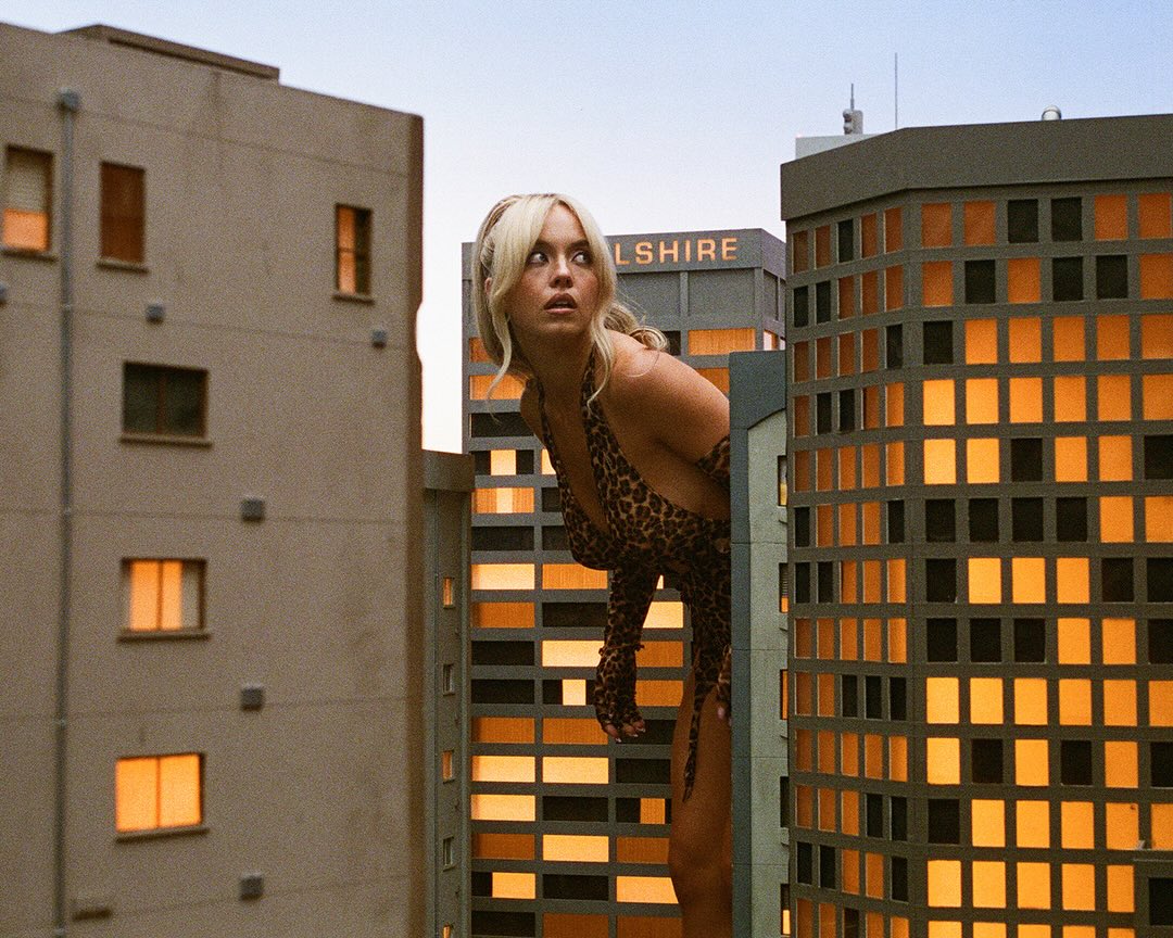 Sydney Sweeney’s Viral ‘Cassie-Zilla’ Scene And Euphoria Behind-The-Scenes Video Spark Online Debate   www.ibtimes.co.uk