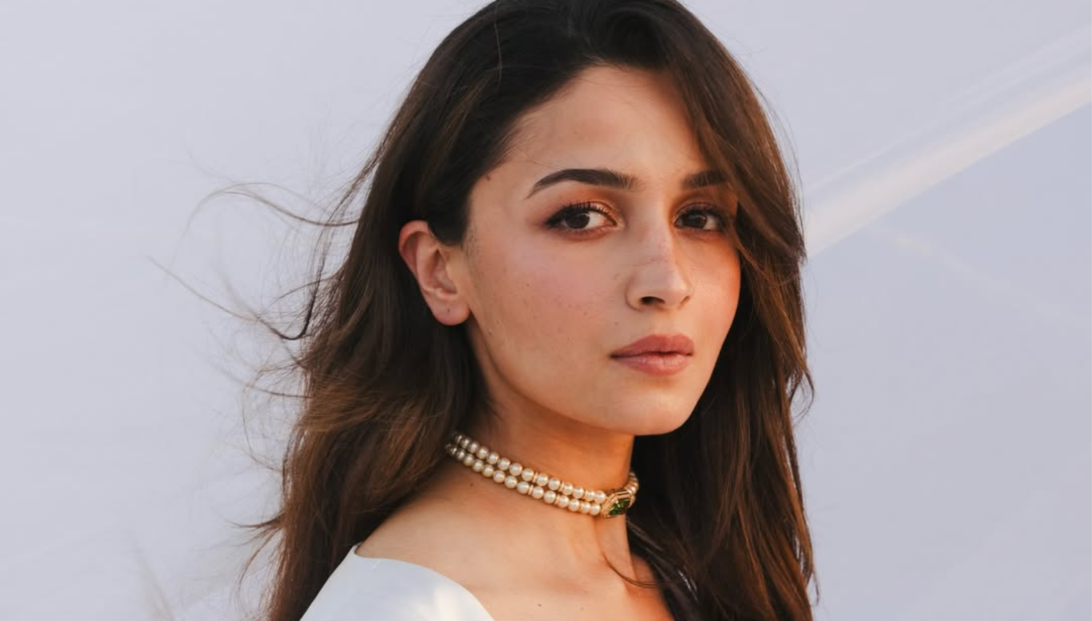 10 Photos of Alia Bhatt: Viral Cannes Video Shows Paparazzi Ignoring Bollywood Star on Red Carpet