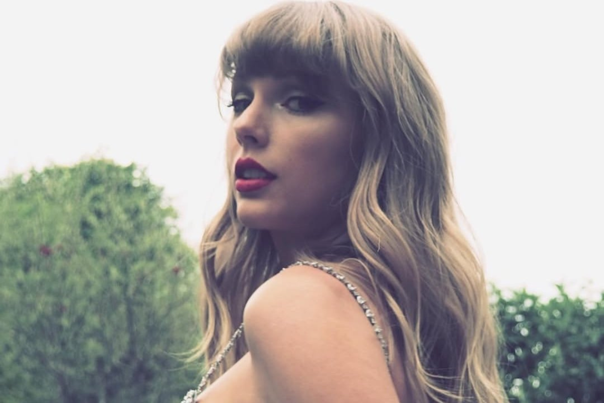 Taylor Swift Allegedly Pressured Blake Lively Into Settling a Lawsuit With Justin Baldoni Amid Explosive Text Leak
