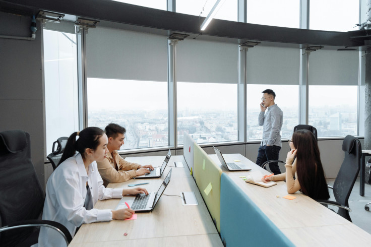 UK Businesses Increasingly Adopt AI Tools to Improve Efficiency