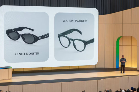 Google presenting the new smart glasses