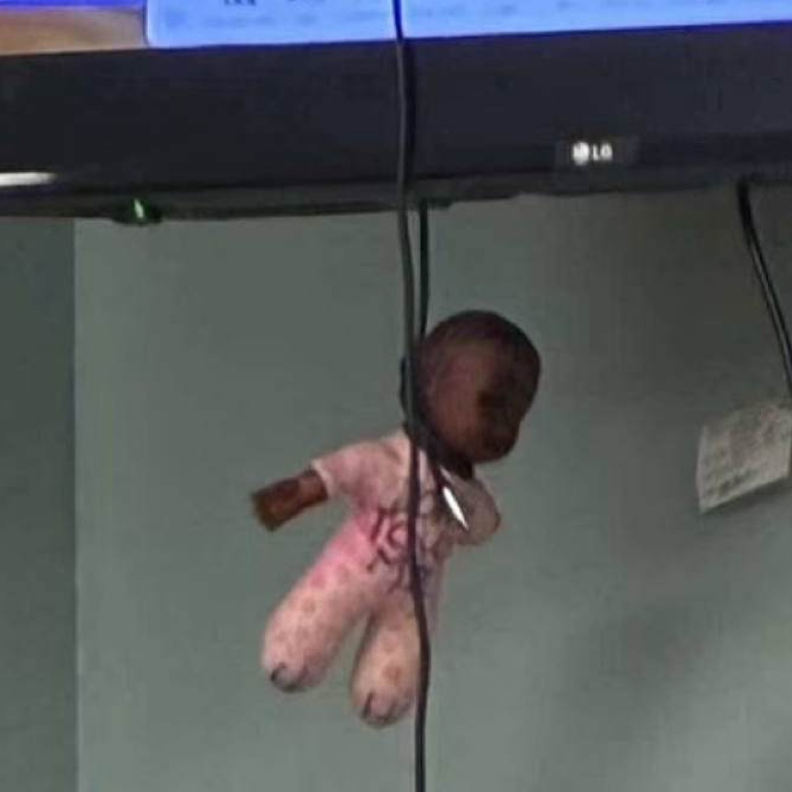 Florida Teacher Karen Savage Hung a Black Baby Doll by Its Neck Then Laughed When Children Called it 'Racist' | IBTimes UK Florida Teacher Karen Savage Hung a Black Baby Doll by Its Neck Then Laughed When Children Called it 'Racist' | IBTimes UK