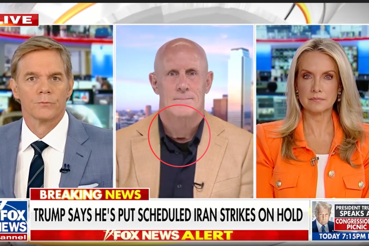 10 Photos of Robert Harward as Users Allegedly Compare Fox News Appearance to 'Masked Man' in Online Claims