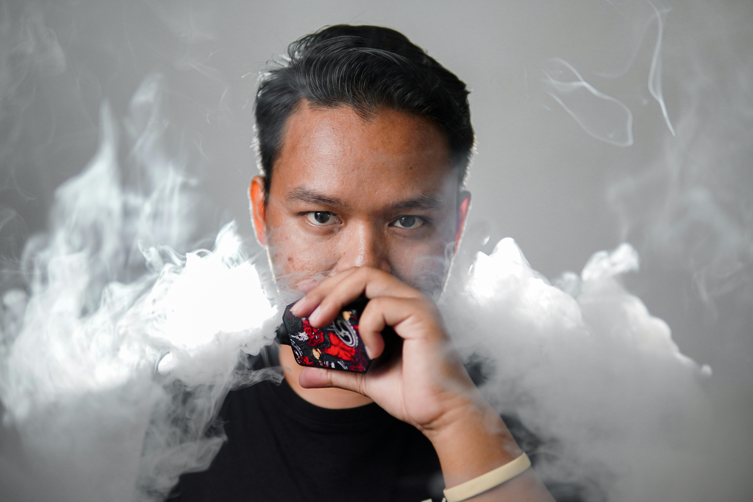 Disturbing Shenzhen Footage Shows Workers Testing 10,000 Vapes Daily as Vaping Dangers Rise