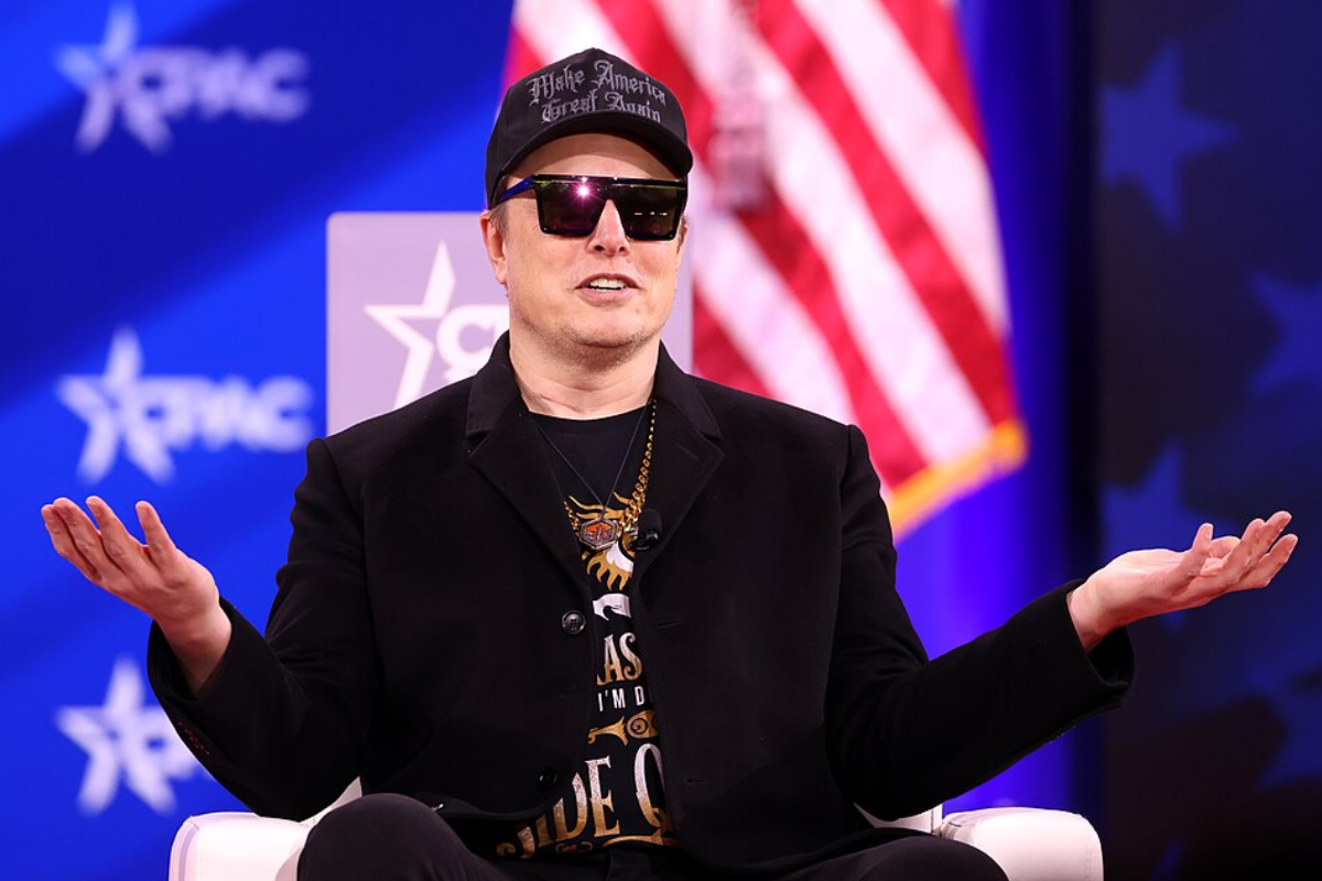 Musk Pocketed More from America's War After Pushing a Fivefold Starlink Price Hike on the Pentagon
