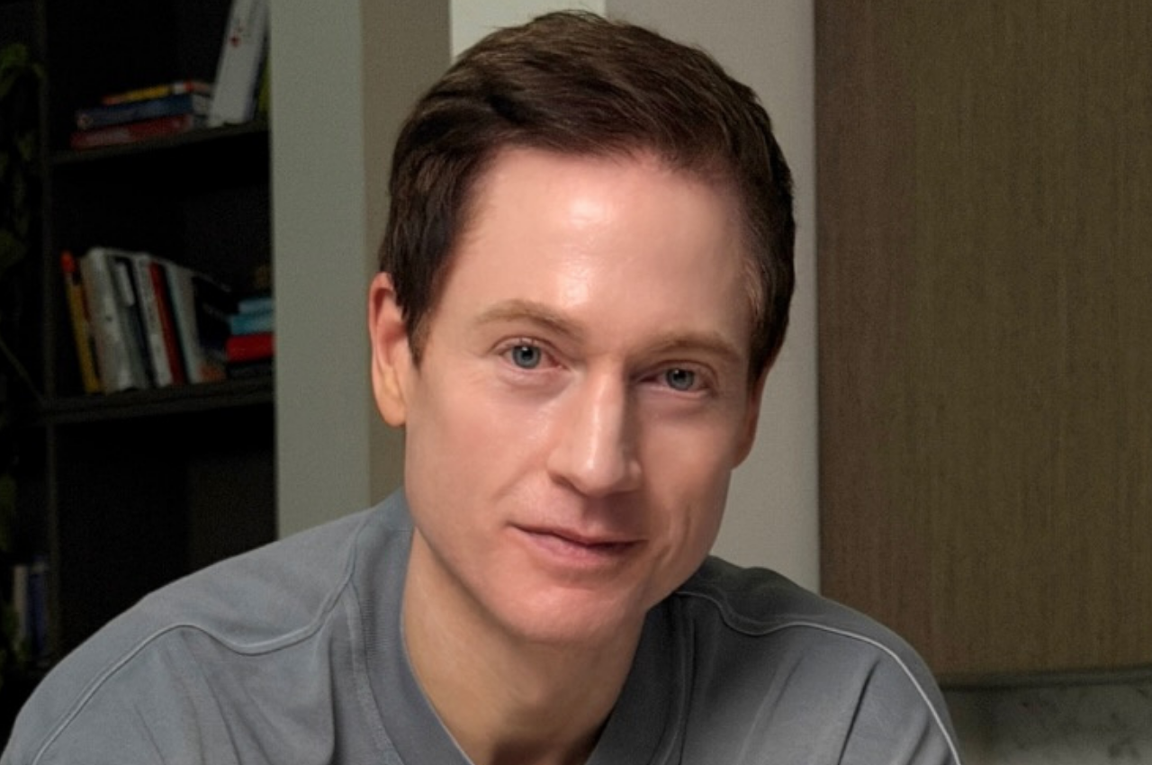 Biohacking or Cosmetic Surgery? Bryan Johnson's Changing Face Sparks Online Debate After Photos Emerge