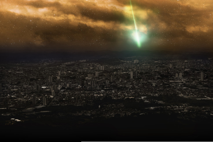 Representation photo of meteorite landing on urban area (Via Pixabay)