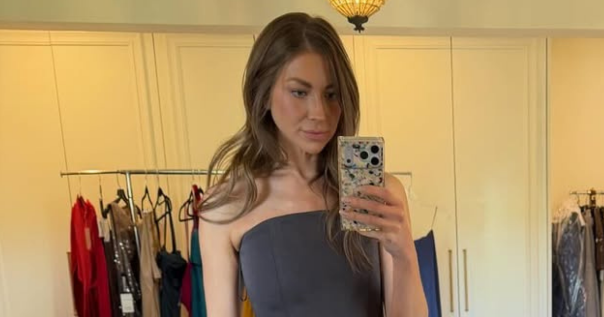 'She Walks Like Urkel': Stassi Schroeder's 2026 Sports Illustrated Swimsuit Runway Walk Mocked Online